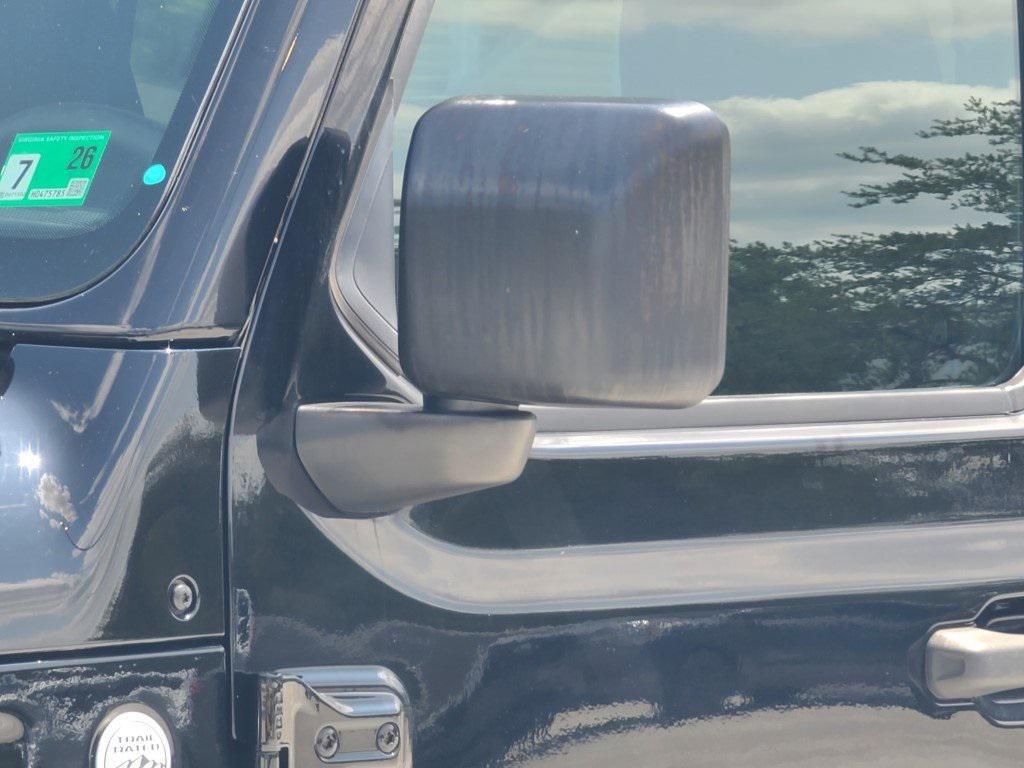 used 2019 Jeep Wrangler Unlimited car, priced at $23,938