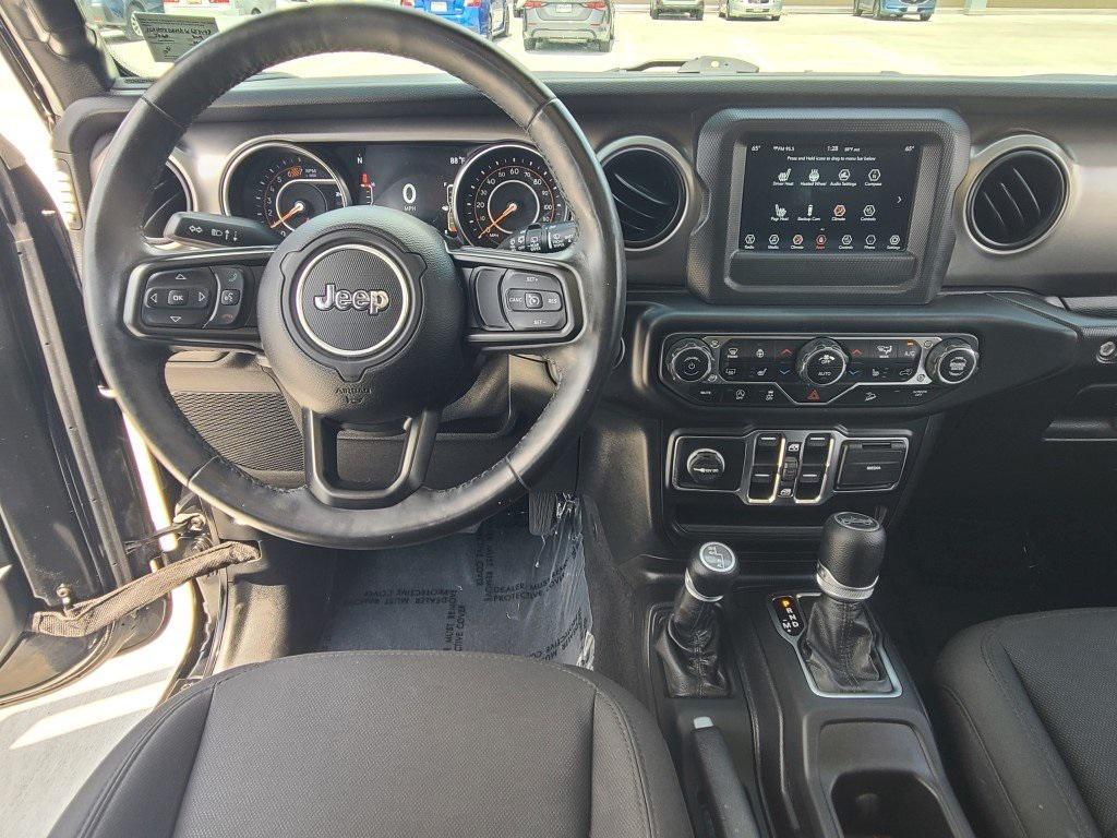 used 2019 Jeep Wrangler Unlimited car, priced at $23,938