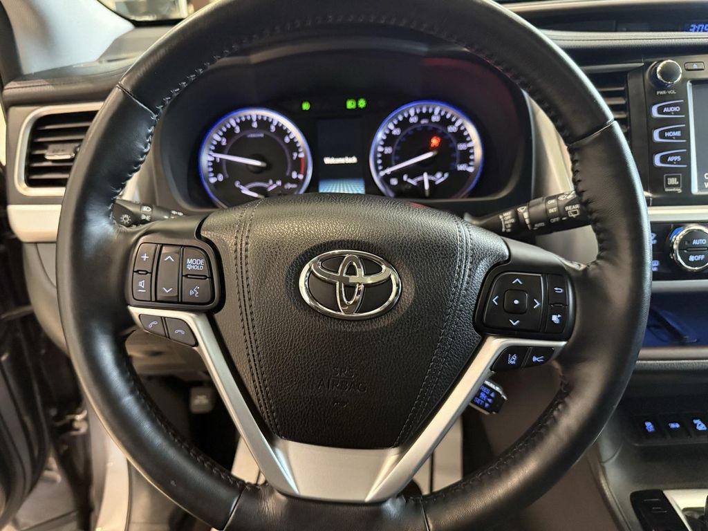 used 2018 Toyota Highlander car, priced at $24,412