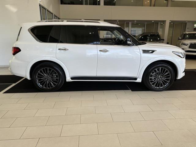 new 2024 INFINITI QX80 car, priced at $80,917