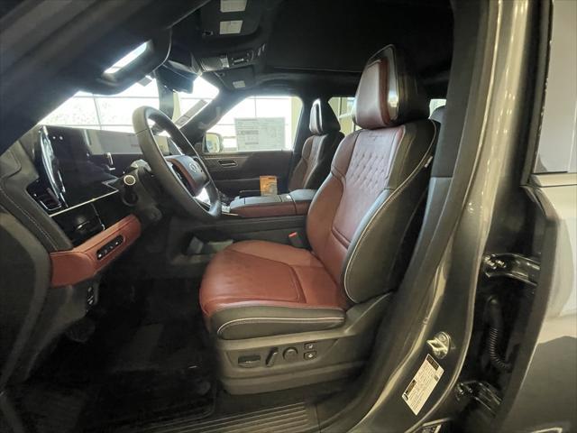 new 2025 INFINITI QX80 car, priced at $115,900