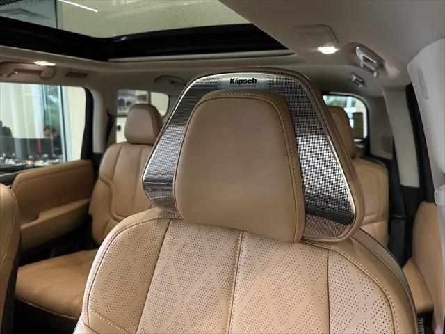 new 2025 INFINITI QX80 car, priced at $102,950