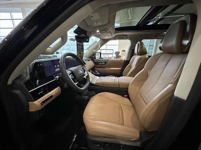 new 2025 INFINITI QX80 car, priced at $102,950