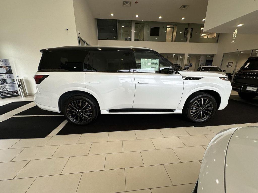 new 2026 INFINITI QX80 car, priced at $116,435