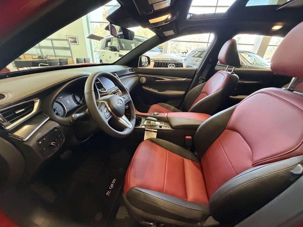 new 2025 INFINITI QX50 car, priced at $55,520