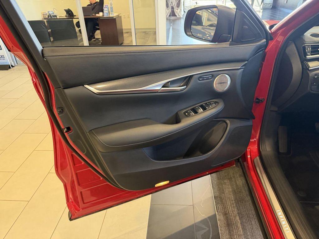 new 2025 INFINITI QX50 car, priced at $55,520