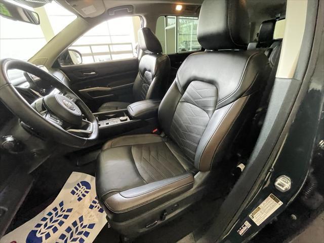 used 2023 Nissan Pathfinder car, priced at $39,999