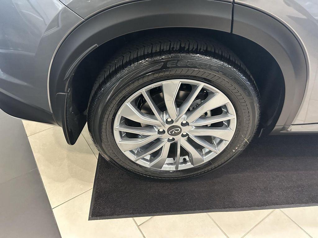 new 2025 INFINITI QX50 car, priced at $49,270