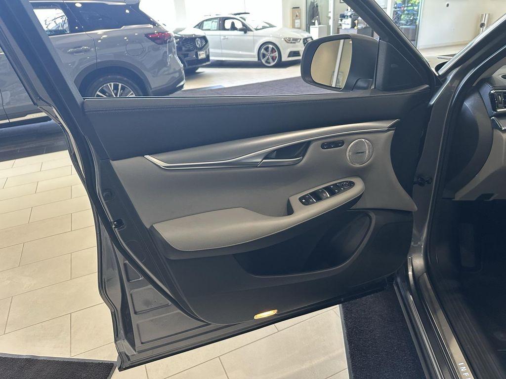 new 2025 INFINITI QX50 car, priced at $49,270