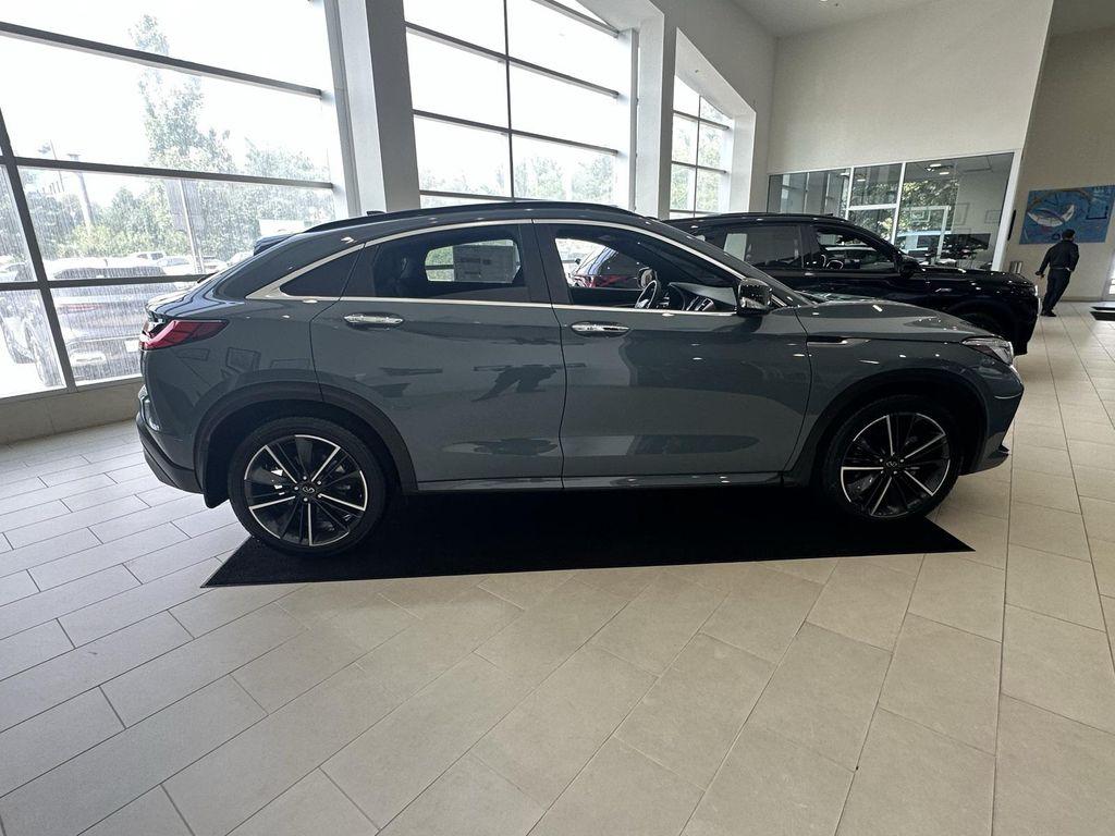 new 2025 INFINITI QX55 car, priced at $62,035