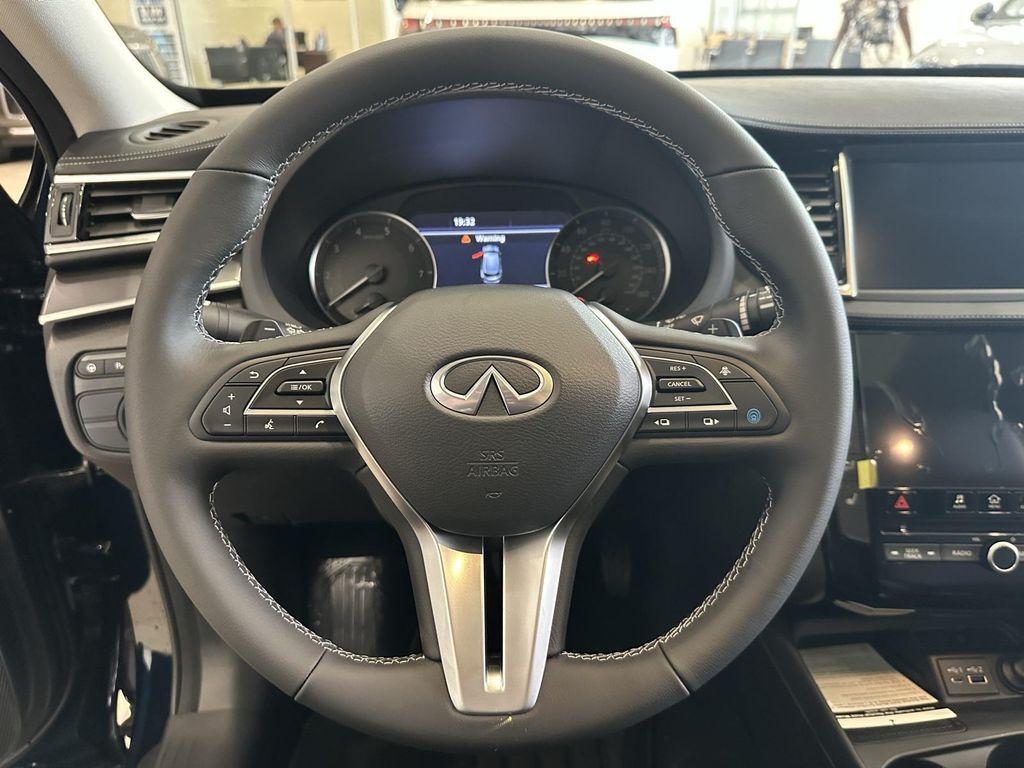 new 2025 INFINITI QX50 car, priced at $47,318