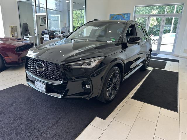 new 2025 INFINITI QX50 car