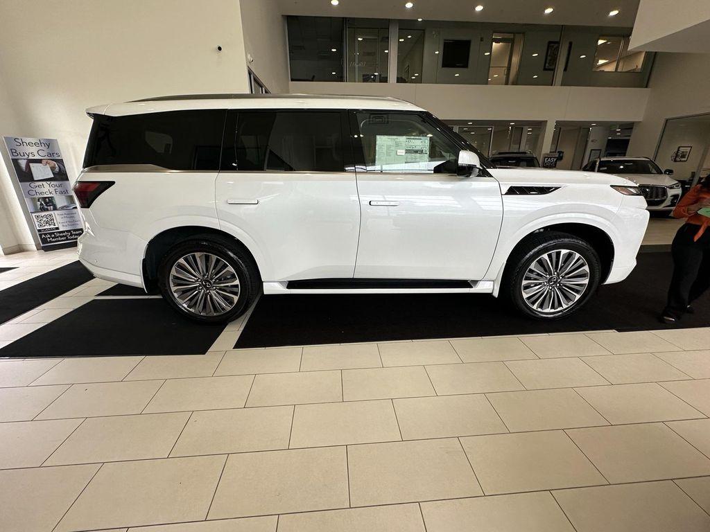 new 2026 INFINITI QX80 car, priced at $98,480