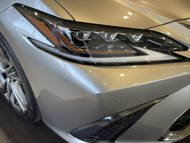 used 2019 Lexus ES 350 car, priced at $30,599