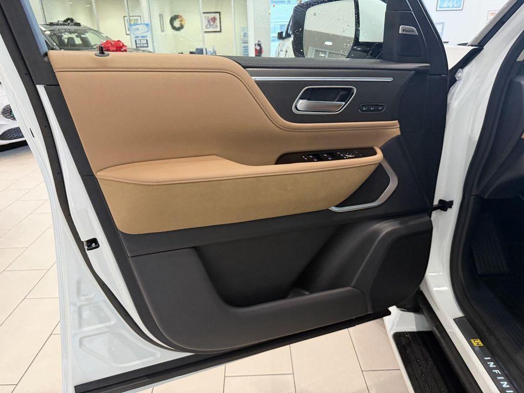 new 2026 INFINITI QX80 car, priced at $95,544