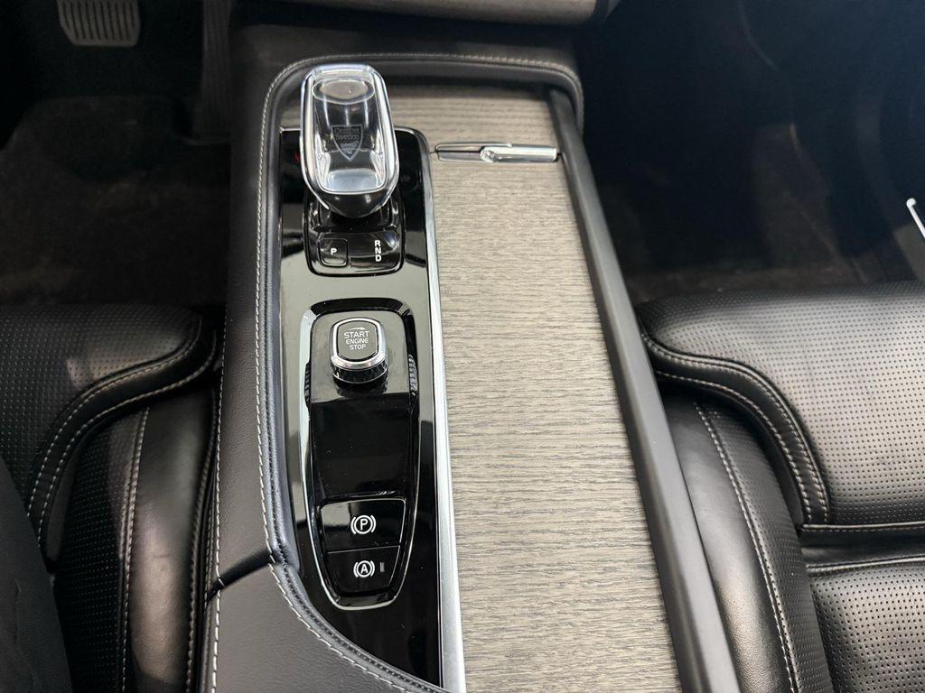 used 2022 Volvo XC90 Recharge Plug-In Hybrid car, priced at $44,725