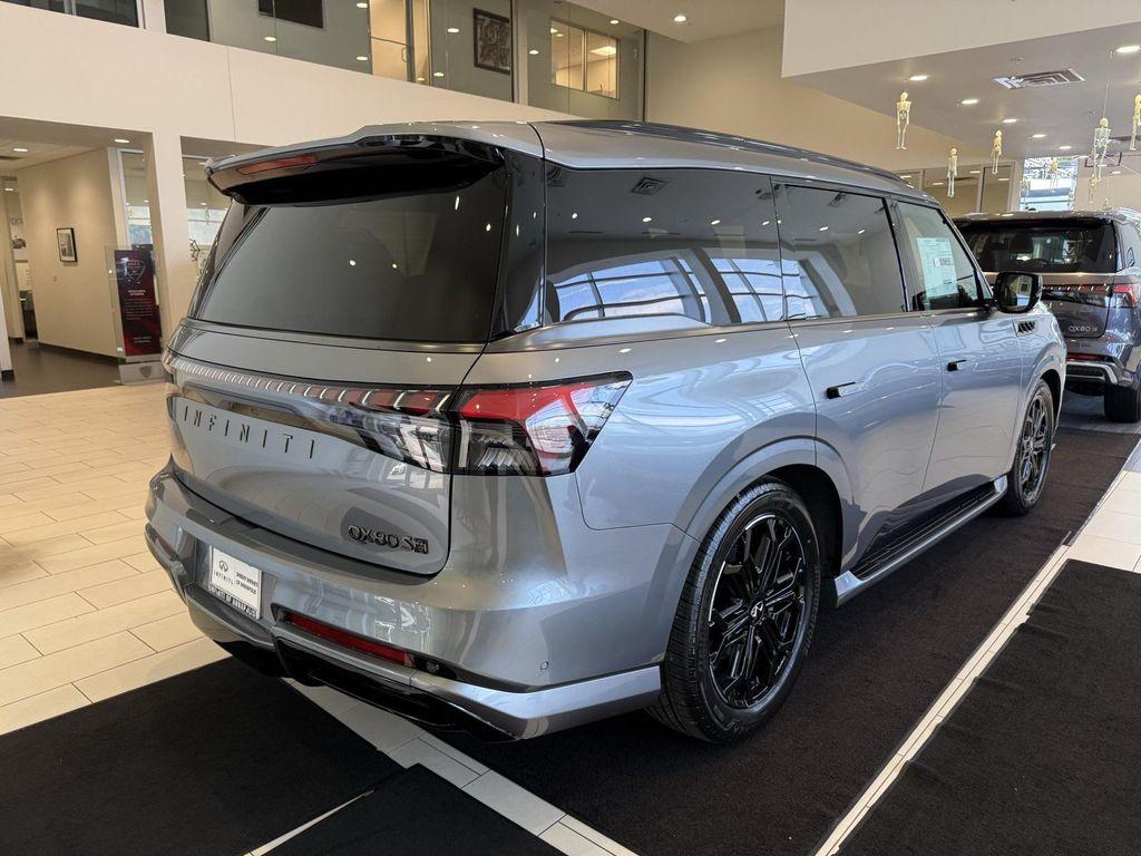 new 2026 INFINITI QX80 car, priced at $104,835