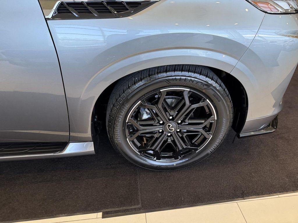 new 2026 INFINITI QX80 car, priced at $104,835