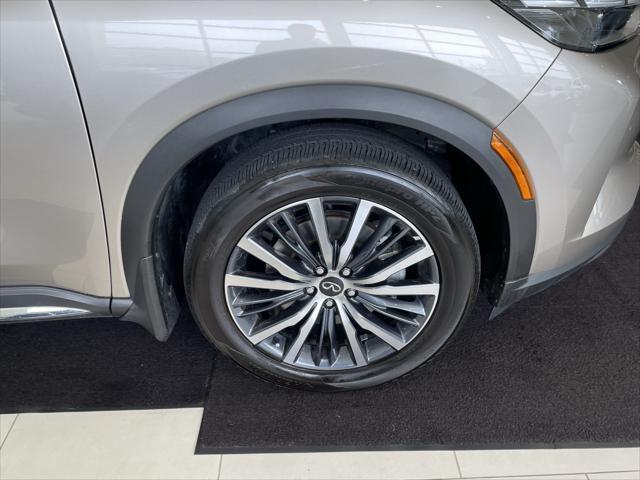 used 2024 INFINITI QX60 car, priced at $54,924