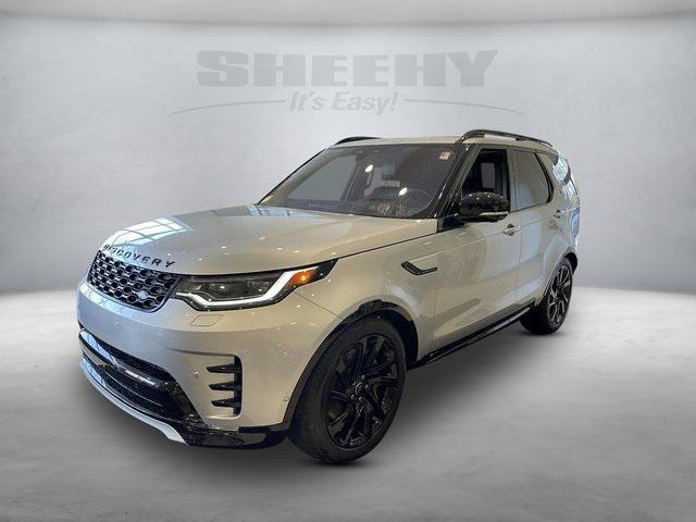 used 2022 Land Rover Discovery car, priced at $40,370