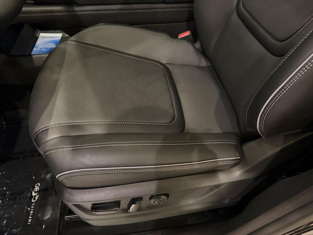 new 2026 INFINITI QX80 car, priced at $94,372