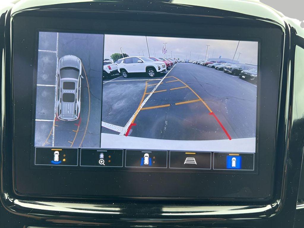 used 2022 Chevrolet Traverse car, priced at $29,485