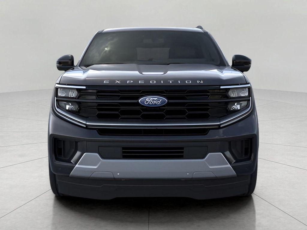 new 2025 Ford Expedition car, priced at $79,821