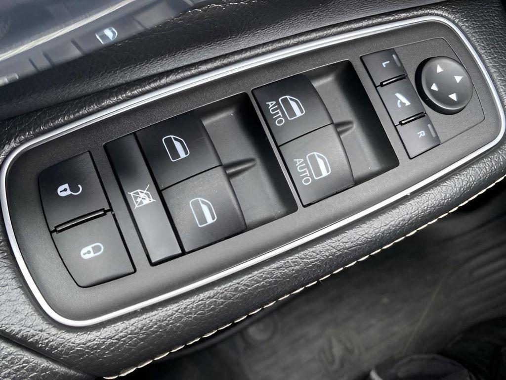 used 2023 Ram 1500 car, priced at $40,989