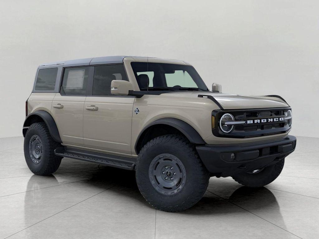 new 2025 Ford Bronco car, priced at $61,648