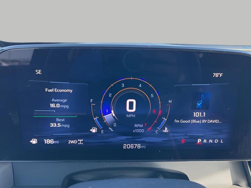 used 2025 Chevrolet Traverse car, priced at $35,850