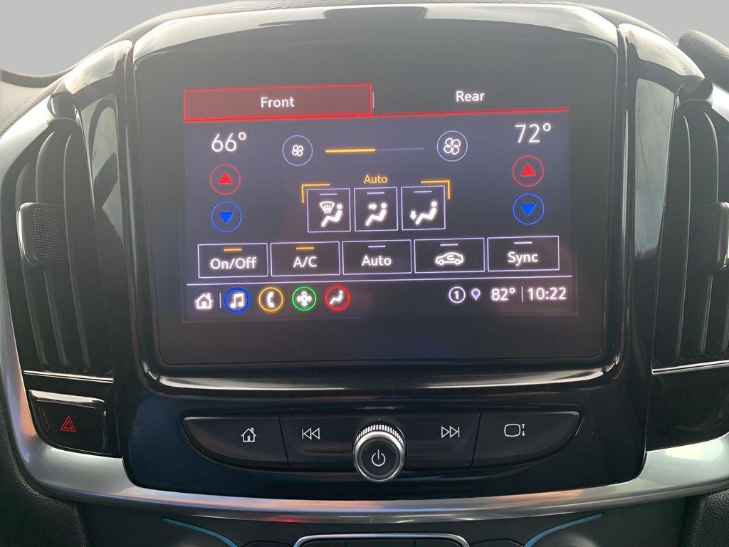 used 2022 Chevrolet Traverse car, priced at $20,971