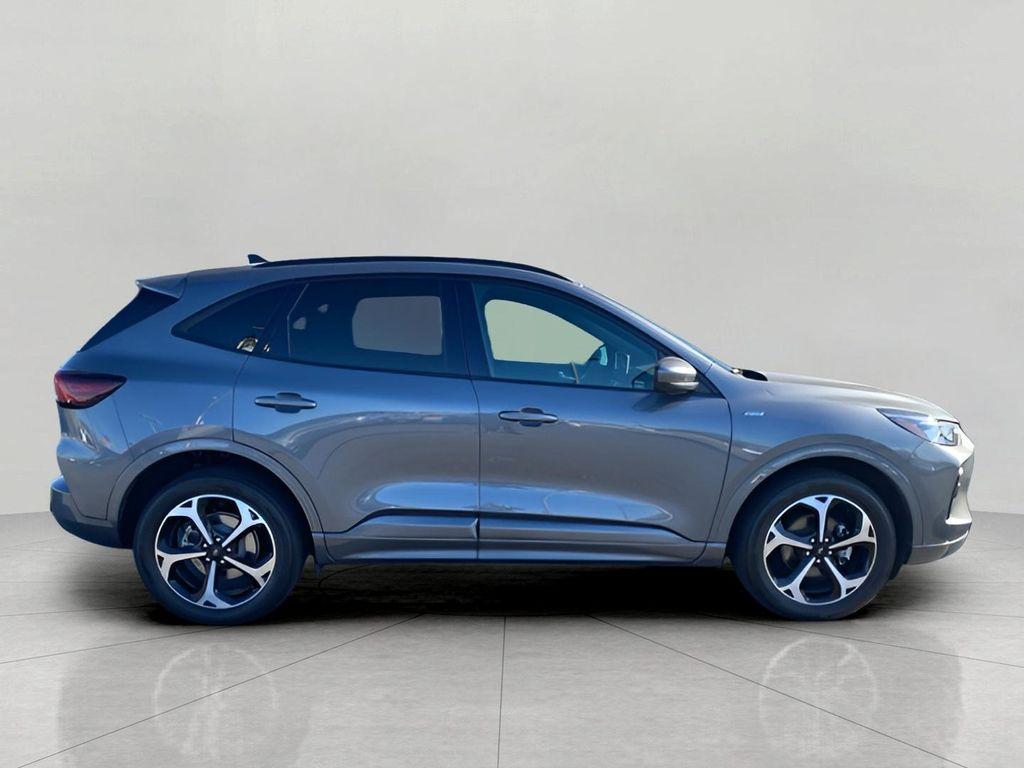 used 2023 Ford Escape car, priced at $26,484