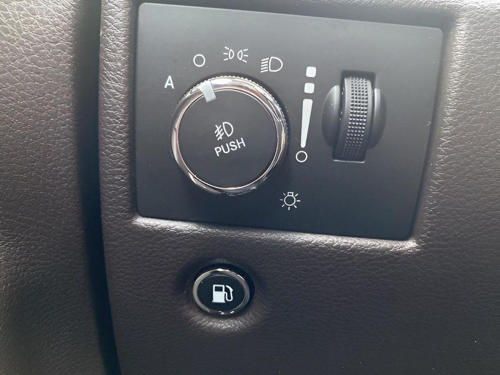 used 2017 Jeep Grand Cherokee car, priced at $19,998