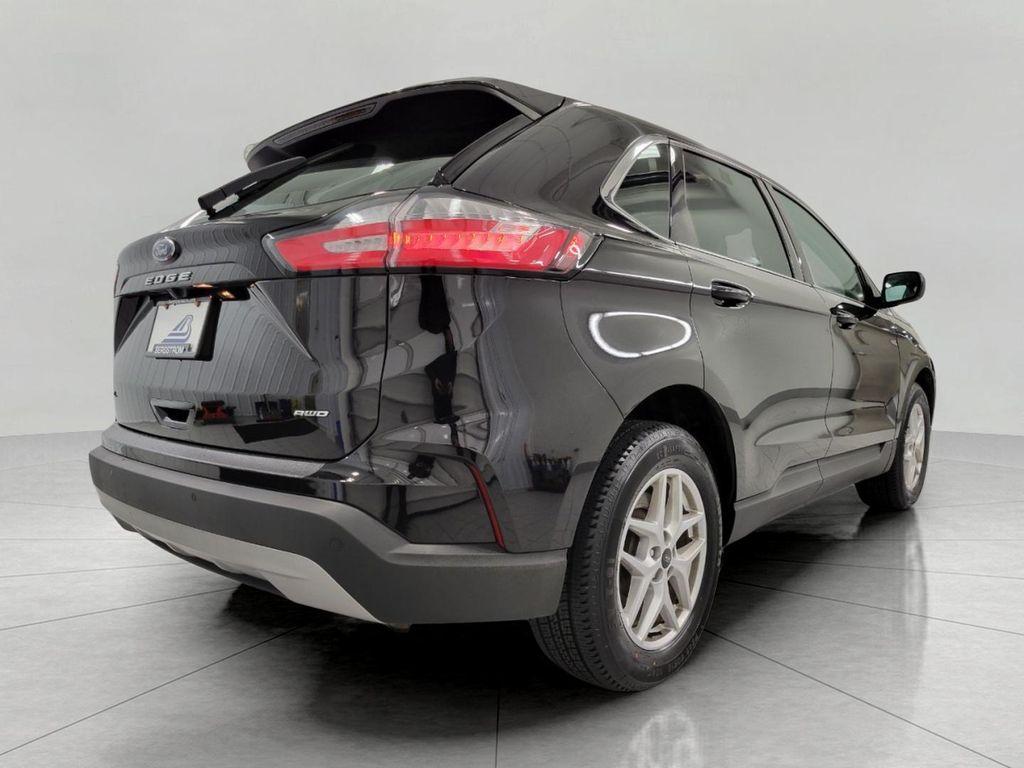 used 2024 Ford Edge car