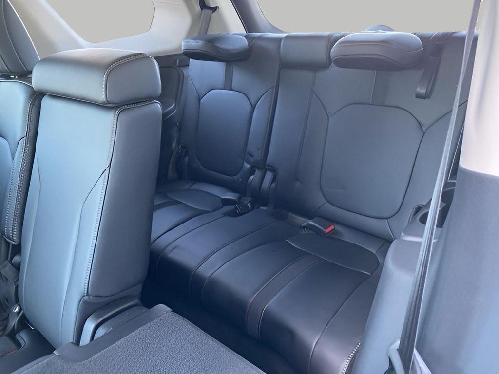 used 2025 Honda Pilot car, priced at $40,692