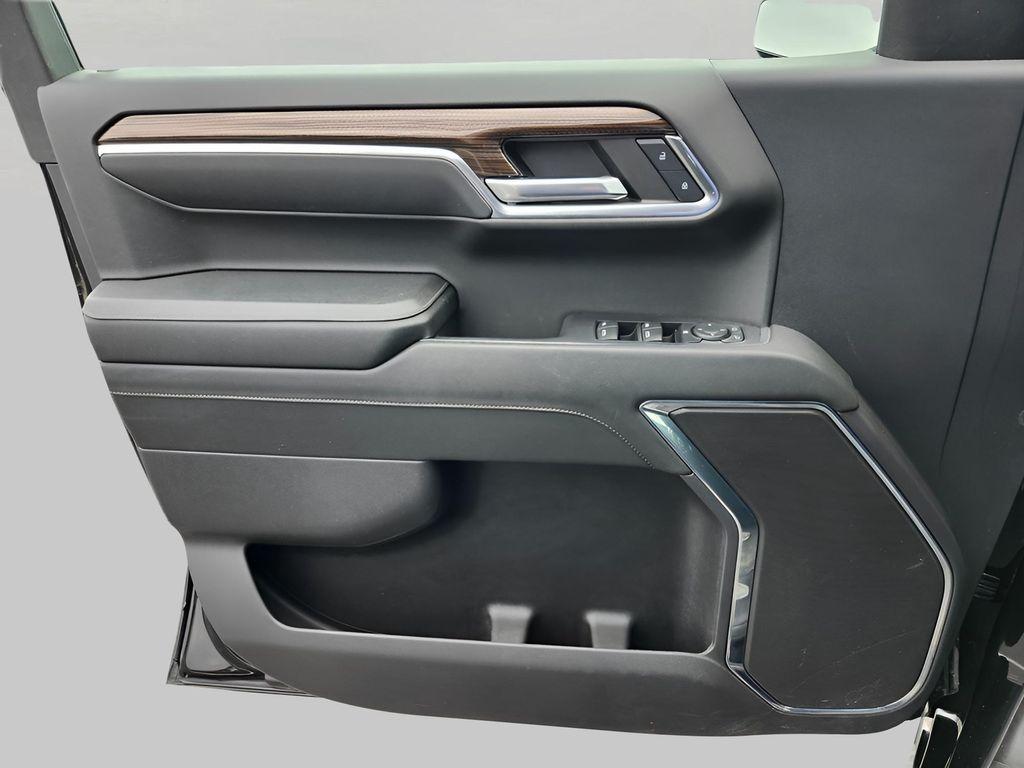 used 2024 Chevrolet Silverado 1500 car, priced at $42,944