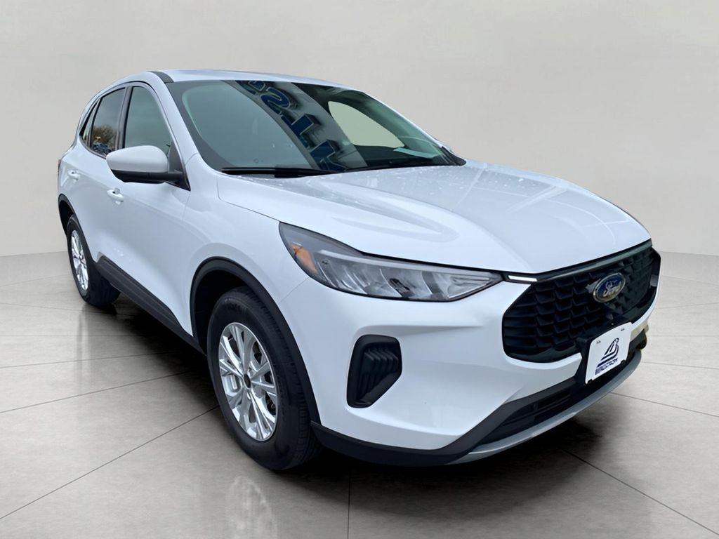 used 2023 Ford Escape car, priced at $24,682