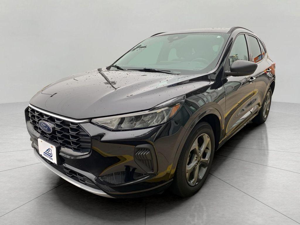 used 2023 Ford Escape car, priced at $23,422