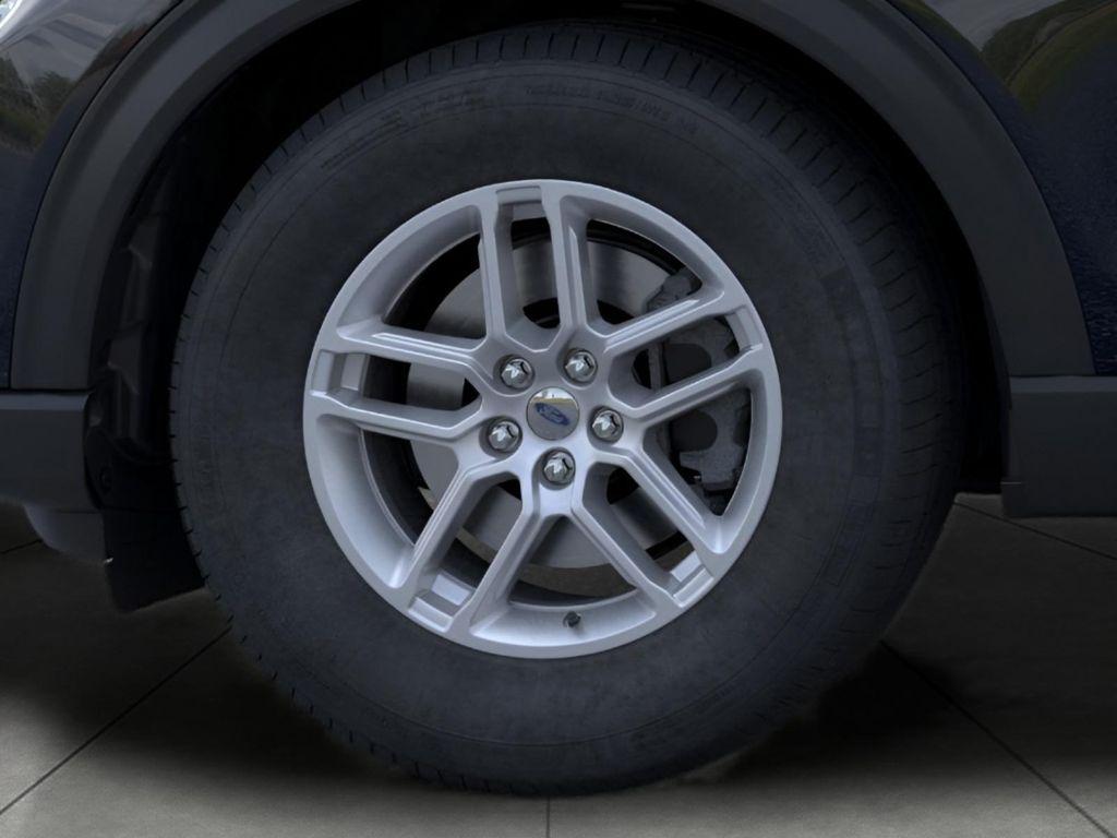 new 2025 Ford Explorer car, priced at $42,114