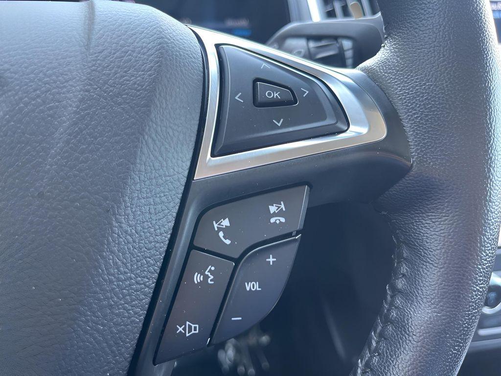 used 2024 Ford Edge car, priced at $26,995