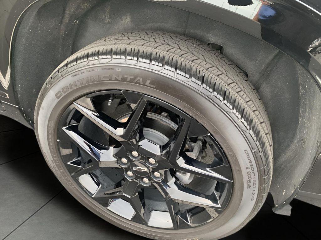 used 2024 Chevrolet Traverse car, priced at $51,500