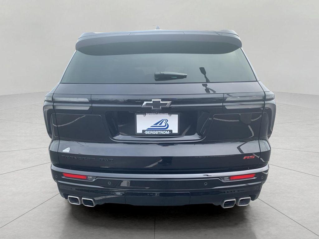 used 2024 Chevrolet Traverse car, priced at $51,500