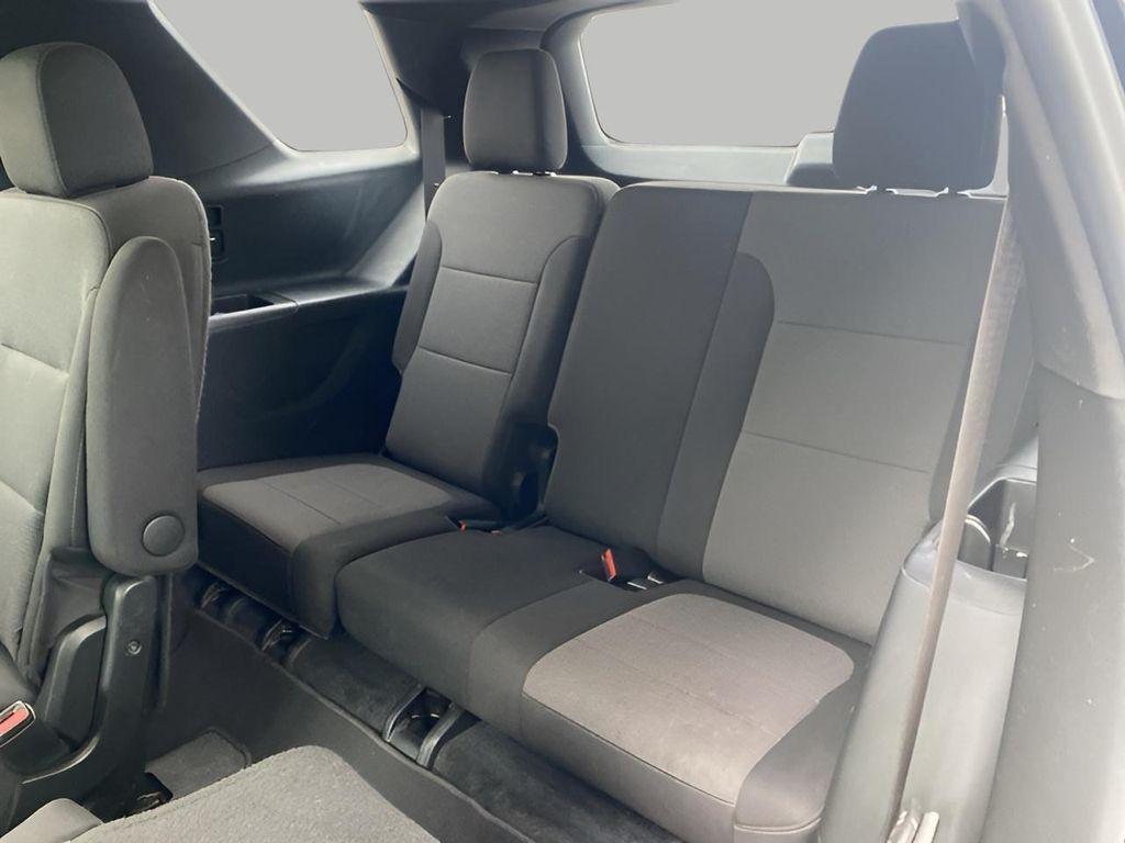 used 2022 Chevrolet Traverse car, priced at $22,859