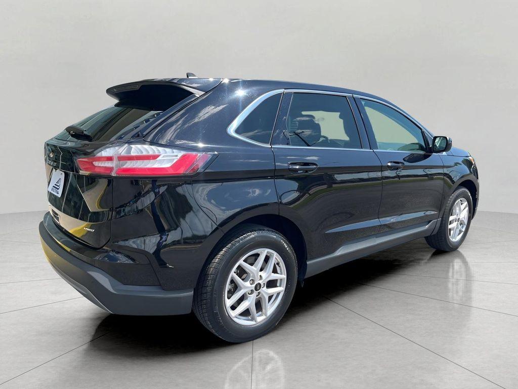 used 2024 Ford Edge car, priced at $25,500