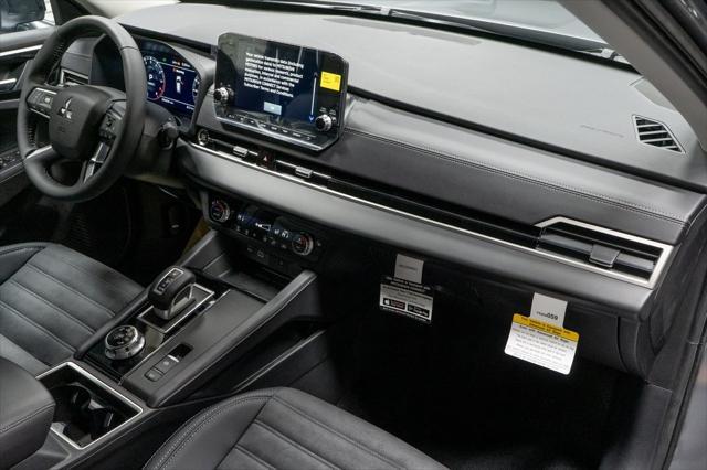 new 2024 Mitsubishi Outlander car, priced at $34,535