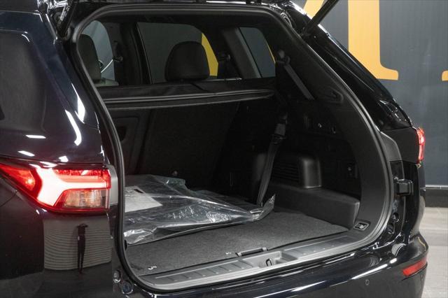 new 2025 Mitsubishi Outlander PHEV car, priced at $51,050