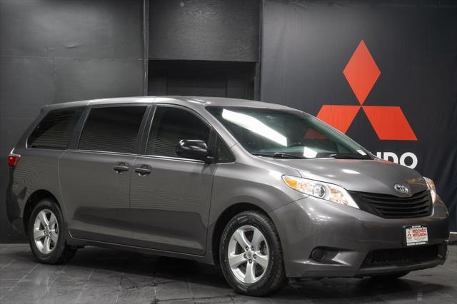 used 2017 Toyota Sienna car, priced at $21,499