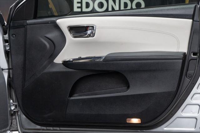 used 2018 Toyota Avalon car, priced at $18,878