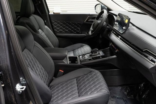 new 2025 Mitsubishi Outlander PHEV car, priced at $49,015