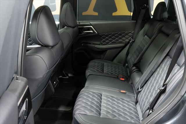 new 2025 Mitsubishi Outlander PHEV car, priced at $49,015